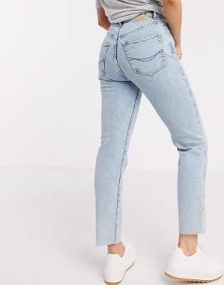 jeans mom pull and bear