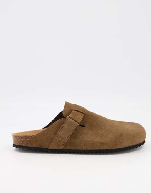 Pull&Bear slip on clogs in brown | ASOS