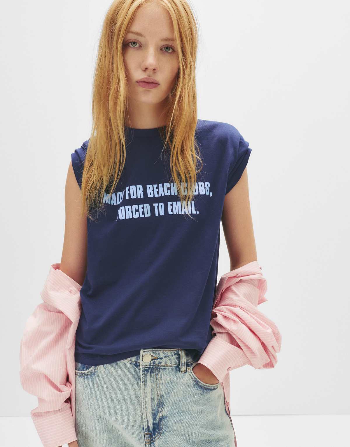 Pull&Bear Slogan t-shirt in navy