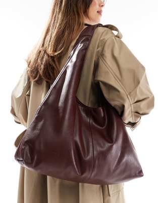 slouchy city bag in burgundy-Red