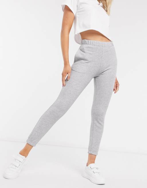 Pull&Bear - Smalle joggingbroek in grijs