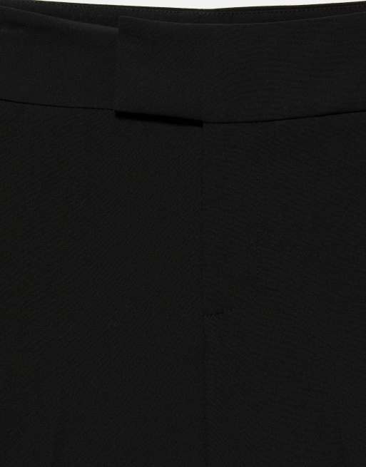 Pull&Bear Smart bermuda shorts with pleats in black, 7 of 7