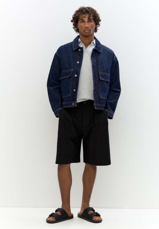 Pull&Bear smart tailored short in black