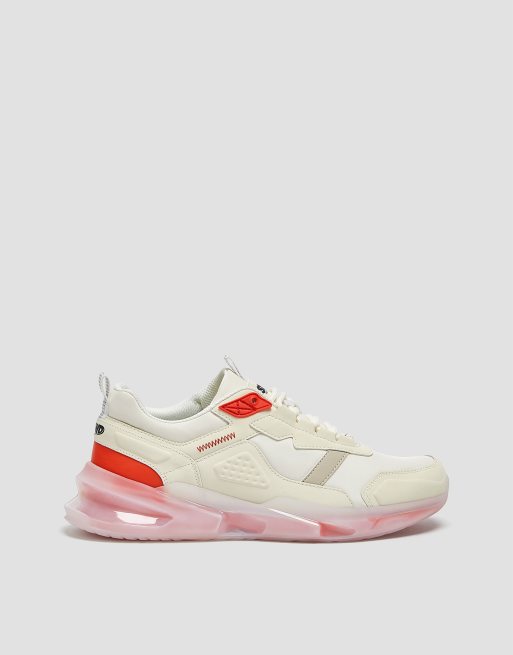Pull&Bear - Sneakers bianche con suola rossa
