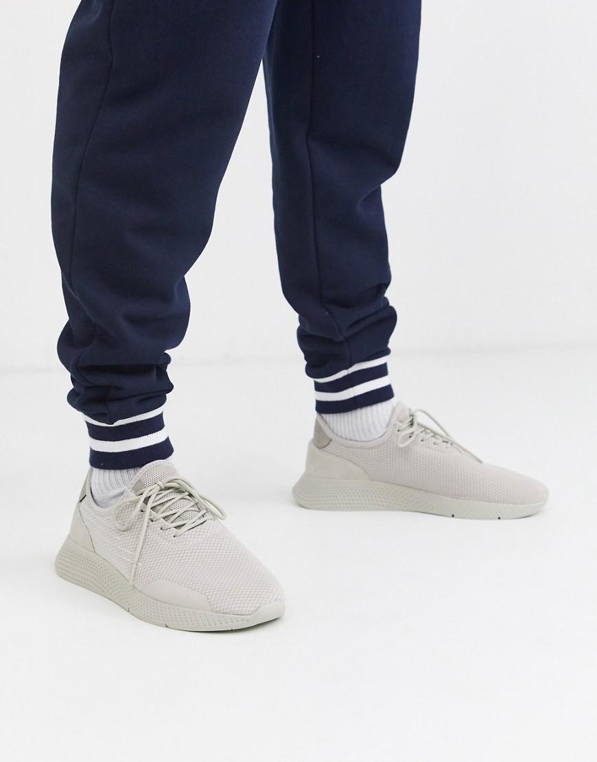 Pull&Bear - Sneakers in tessuto a rete color sabbia con dettagli grigi-Beige