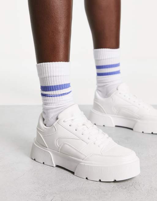Pull&Bear - Sneakers met dikke zool in wit