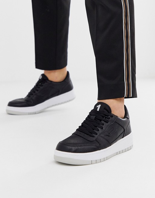 Pull&Bear sneakers with chunky sole in black | ASOS