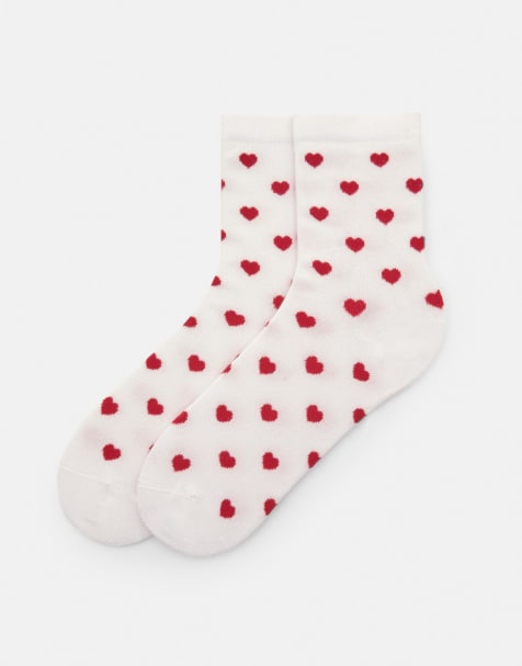 Pull&Bear – Socken in Weiß mit Herzmuster - view 1