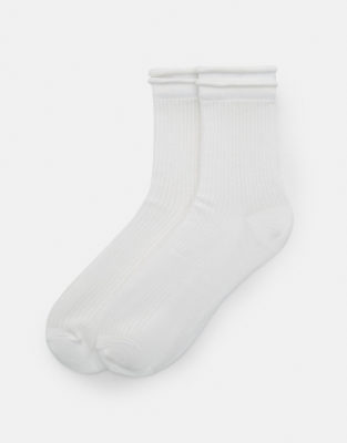Pull & Bear - Socken in Weiß