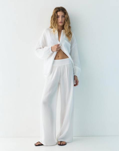 Pull&Bear - Soepelvallende broek van chiffon in wit - view 1