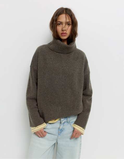 Pull&Bear Soft knit high neck jumper in brown - view 1