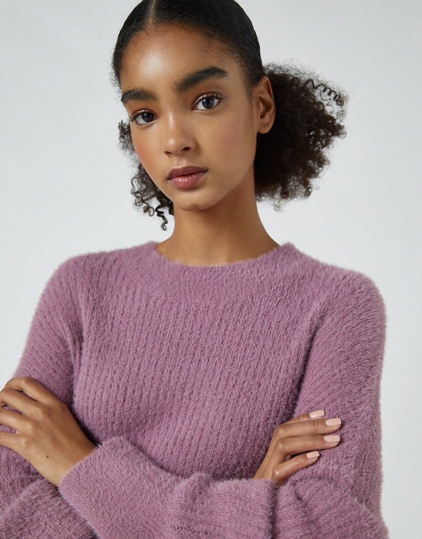 Pull & Bear soft touch crew neck sweater in raspberry-Pink
