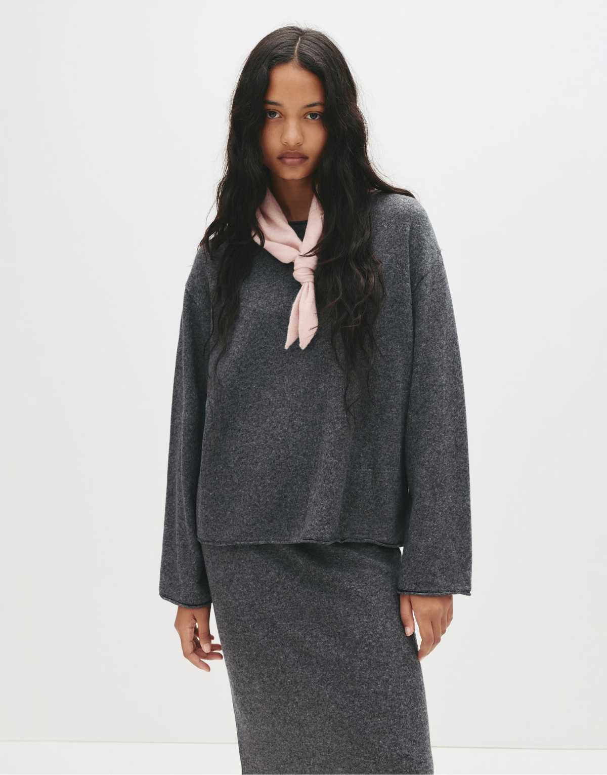 Pull&Bear Soft touch long sleeve t-shirt in medium grey