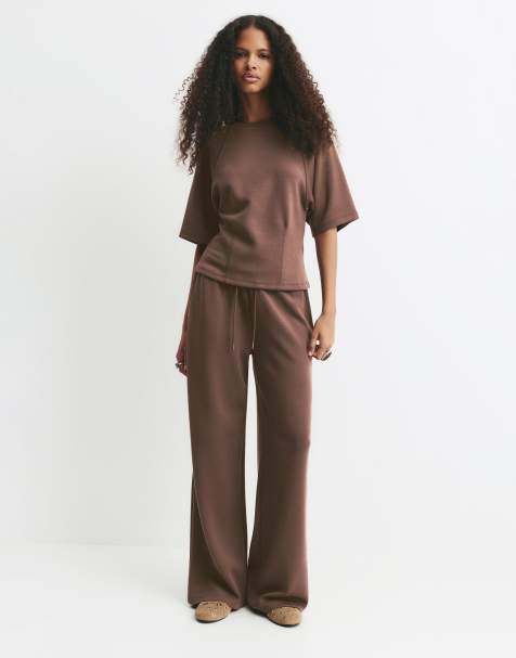 Pull&Bear soft touch set in brown - view 1