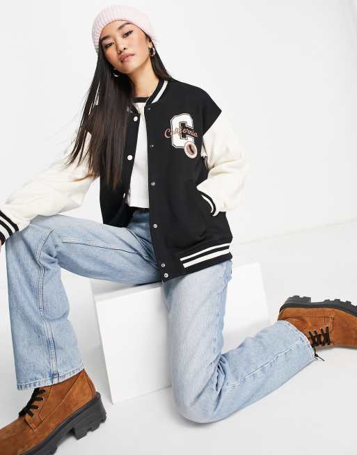 Pull&Bear - Sort college-jakke med kontrasterende, hvide ærmer