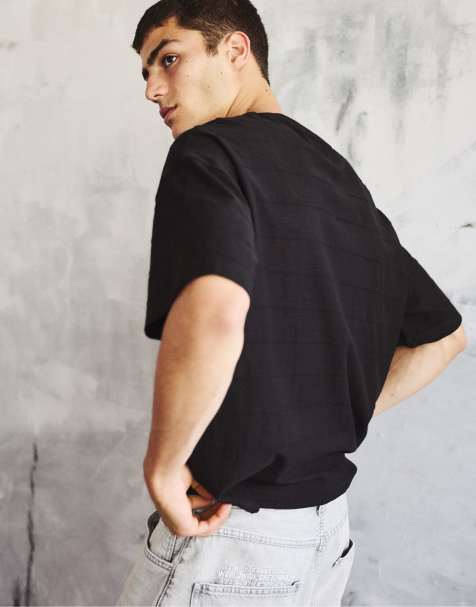 Pull&Bear - Sort oversized T-shirt med tekstur i firkantet pasform - view 1