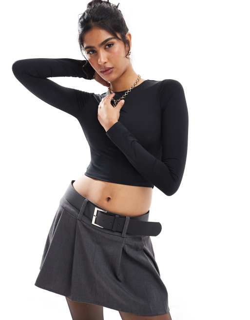 Pull&Bear - Sort top i polyamid med formgivende effekt og snoningsdetalje bagpå