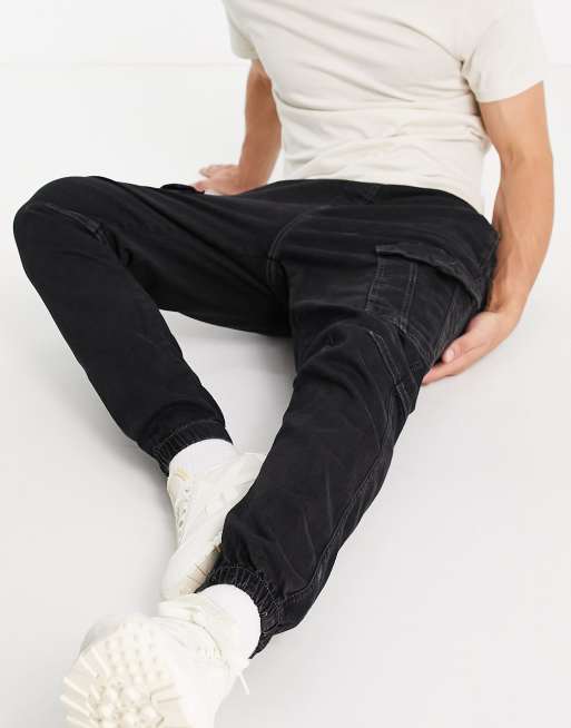 Pull&Bear - Sorte cargo-jeans i afslappet pasform 