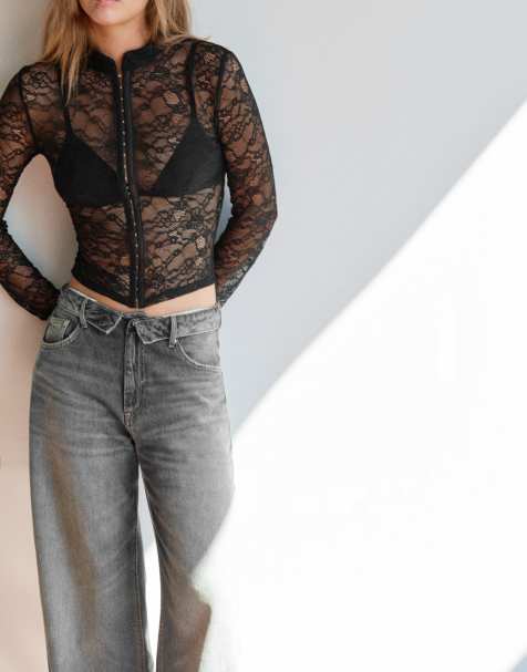 Pull&Bear Spitzentop in Schwarz - view 1