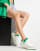 Thumbnail 1 van 4