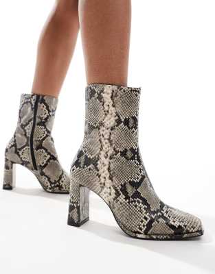 Pull&Bear sqaure toe heeled anke boot in snake print