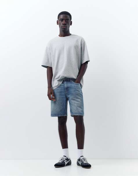 Pull&Bear – Standard – Bermuda-Jeansshorts in Mittelblau - view 1