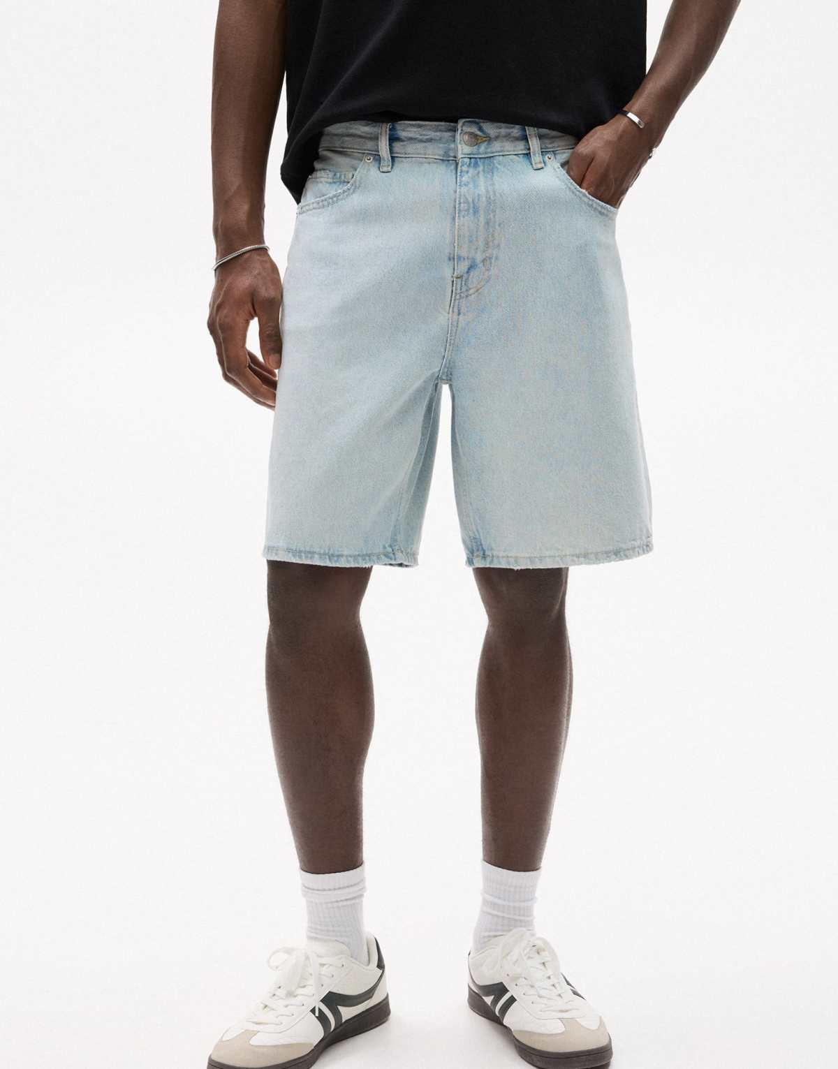 Pull&Bear standard denim bermuda shorts in pale indigo