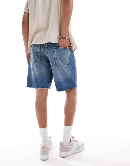 Pull&Bear standard fit denim shorts in mid blue