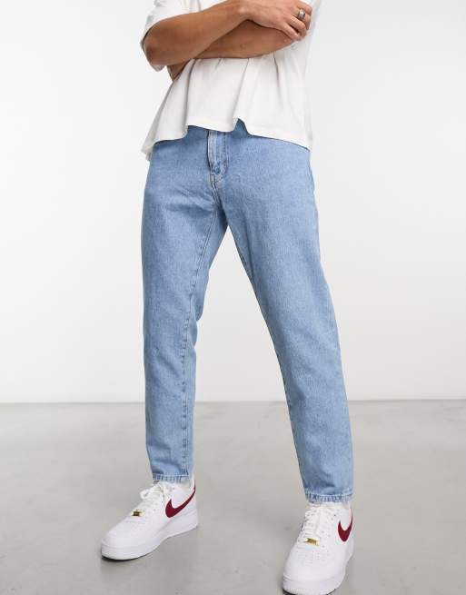 Barrel fit jeans pull and sale bear