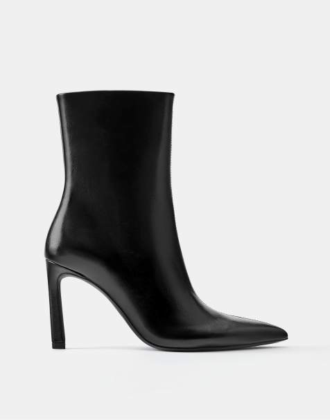 Pull&Bear – Stiefeletten in Schwarz mit hohem Absatz - view 1