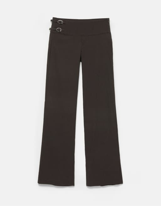 Pull&Bear Straight double-buckle trousers in brown, 6 of 7