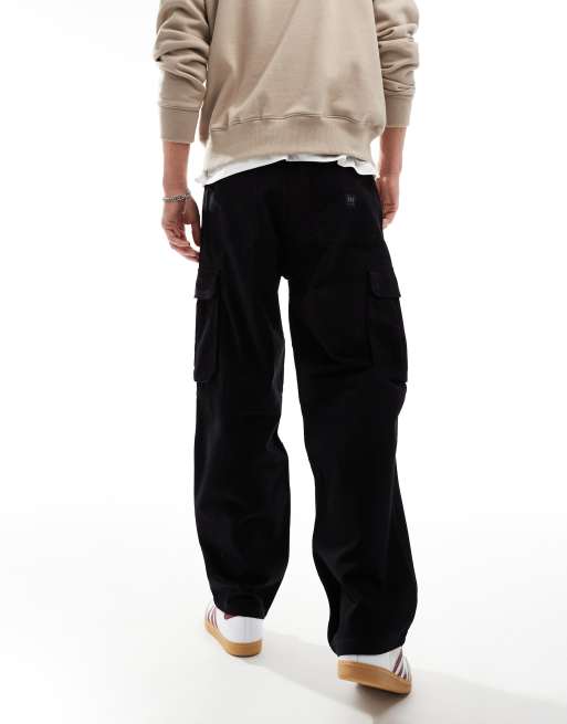 Pull&Bear straight leg cargo pants in black