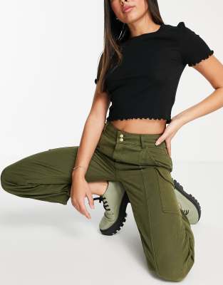 black cropped cargo trousers