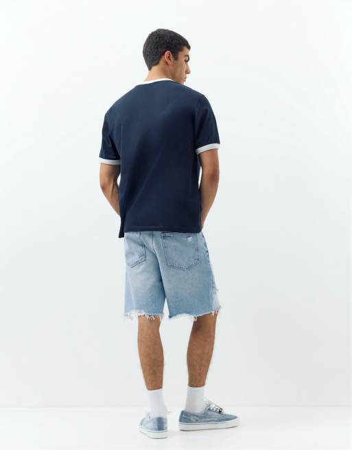 Pull&Bear Straight-leg denim bermuda shorts in pale indigo, 3 of 4