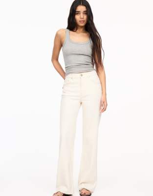 Pull&Bear straight leg high waist jeans in off white - view 1