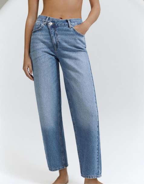 Pull&Bear Straight-leg jeans with crossover waistband in medium blue - view 1