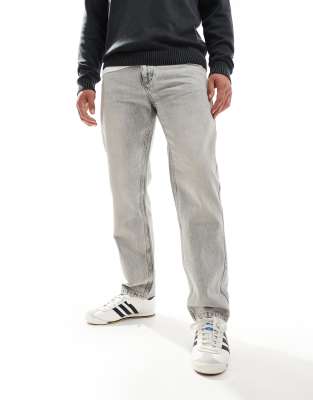 straight vintage jean fit in gray