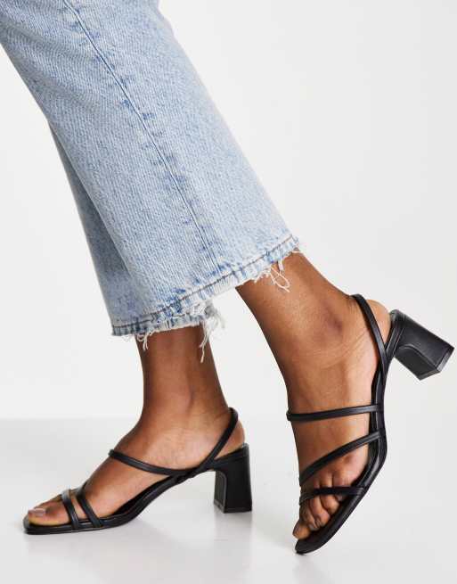 Pull and bear online strappy sandals