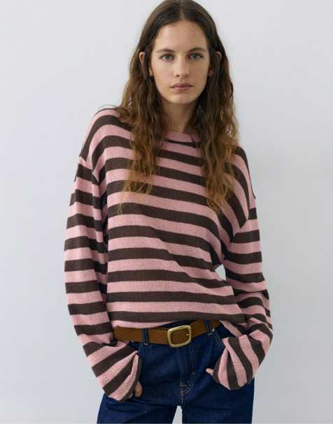 Pull&Bear stribet strik-T-shirt i brun - view 1