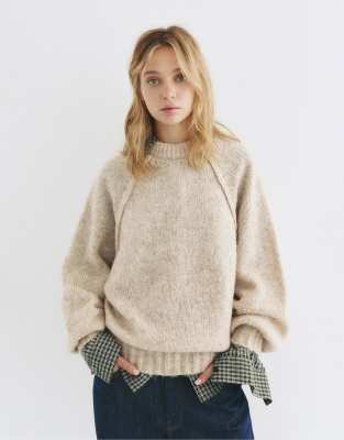 Pull & Bear - Strickpullover in meliertem Sand mit voluminösen Ärmeln-Neutral