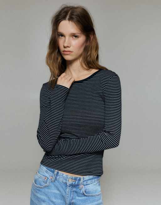 Pull&Bear Striped long sleeve t-shirt in striped, 4 of 7