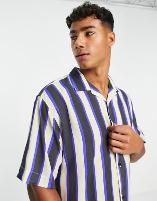 Pull&Bear striped shirt in blue - ASOS Price Checker