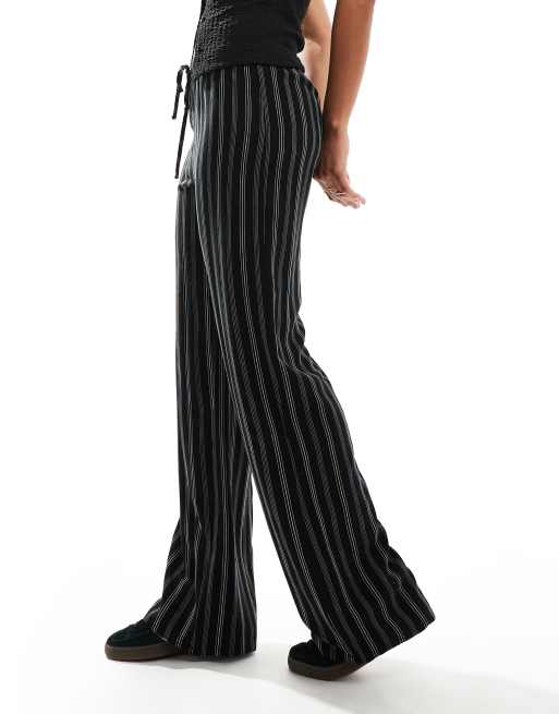 Pull and bear striped trousers best sale