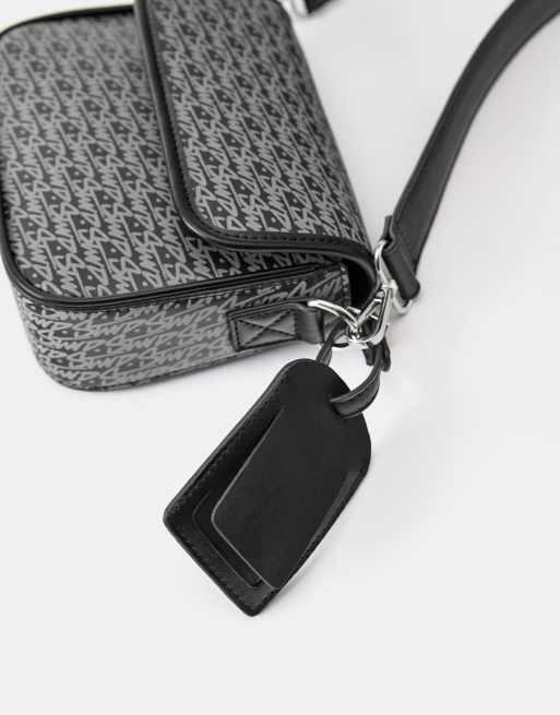 Pull&Bear Stwd crossbody bag in black, 4 of 4