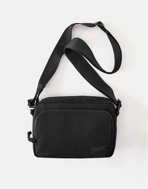 Pull&Bear Stwd crossbody bag in black, 3 of 4