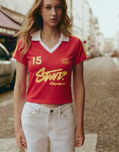 Pull&Bear – STWD – Fußball-Polohemd in Rot - view 1
