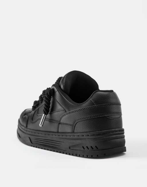Pull&Bear Stwd lace-up trainers in black, 4 of 4