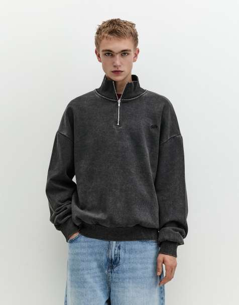 Pull&Bear Stwd quarter-zip sweatshirt in black - view 1
