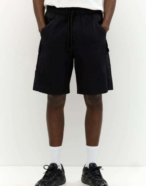 Pull&Bear – STWD – Svarta bermudashorts i cargostil - view 1
