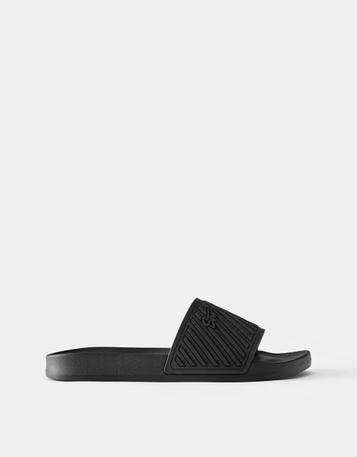 Pull&Bear – STWD – Svarta, gummerade sandaler, 3 av 4